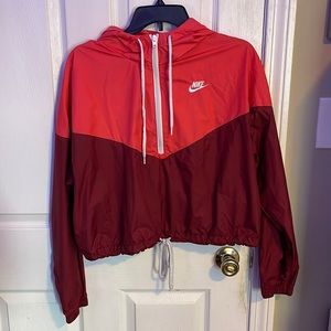 Nike cropped hooded windbreaker